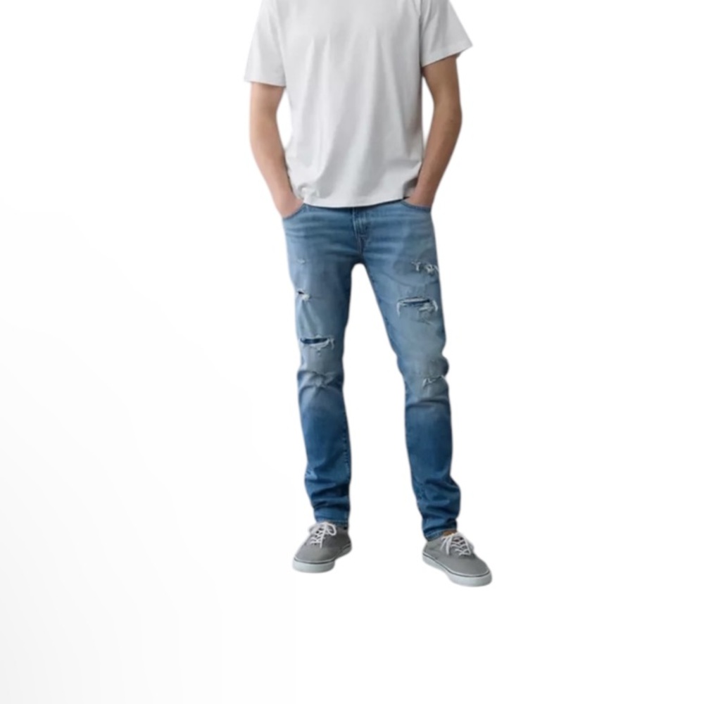 🆕 American Eagle “Stacked Skinny” Patched Blue Jeans - Men’s Size 30